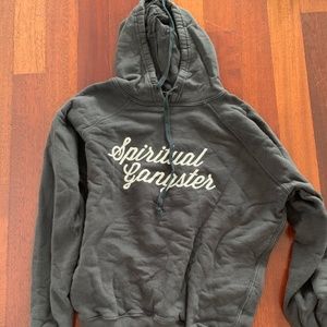 BARELY WORN SWEATSHIRT